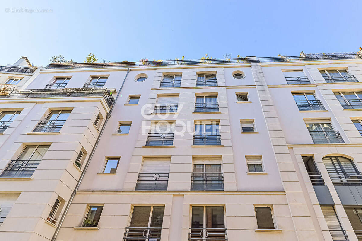 Appartement à PARIS-20E