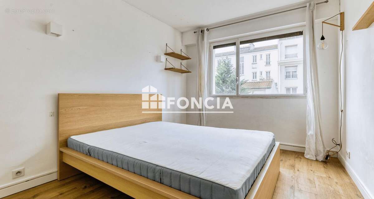 Appartement à ISSY-LES-MOULINEAUX