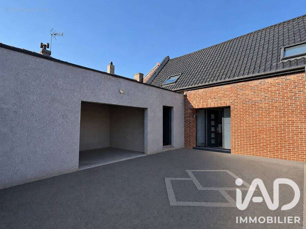 Photo 1 - Maison à AUBENCHEUL-AU-BAC