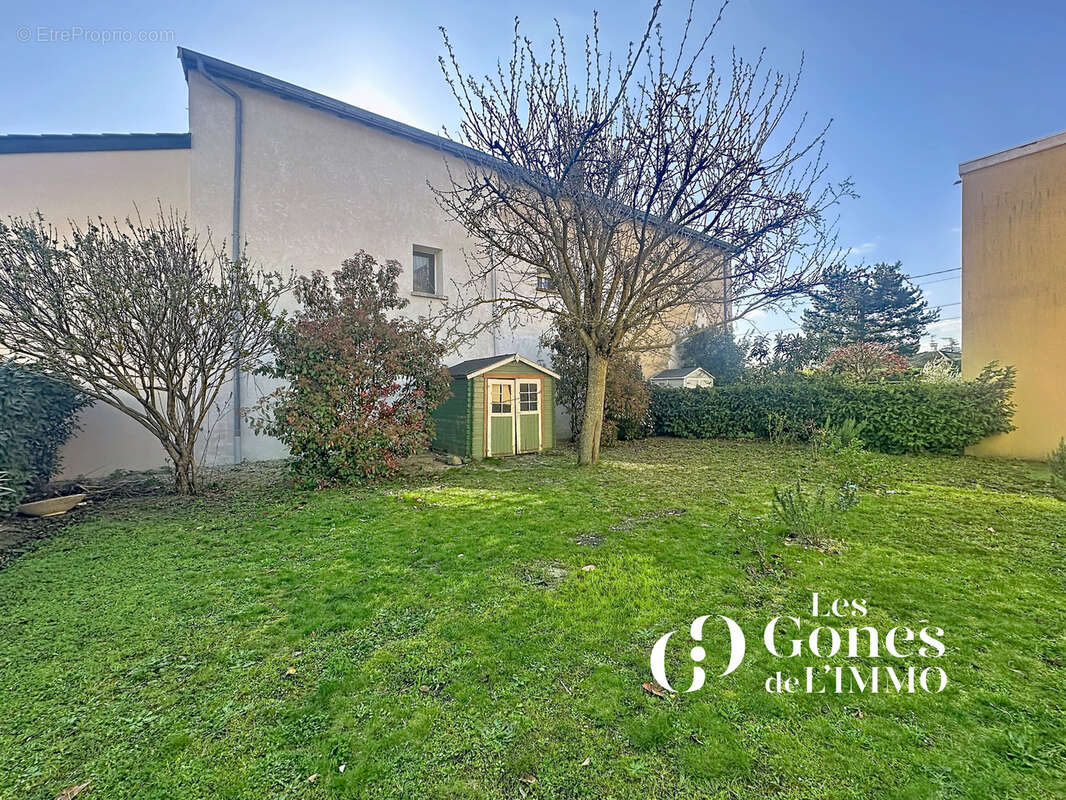 Appartement à CRAPONNE