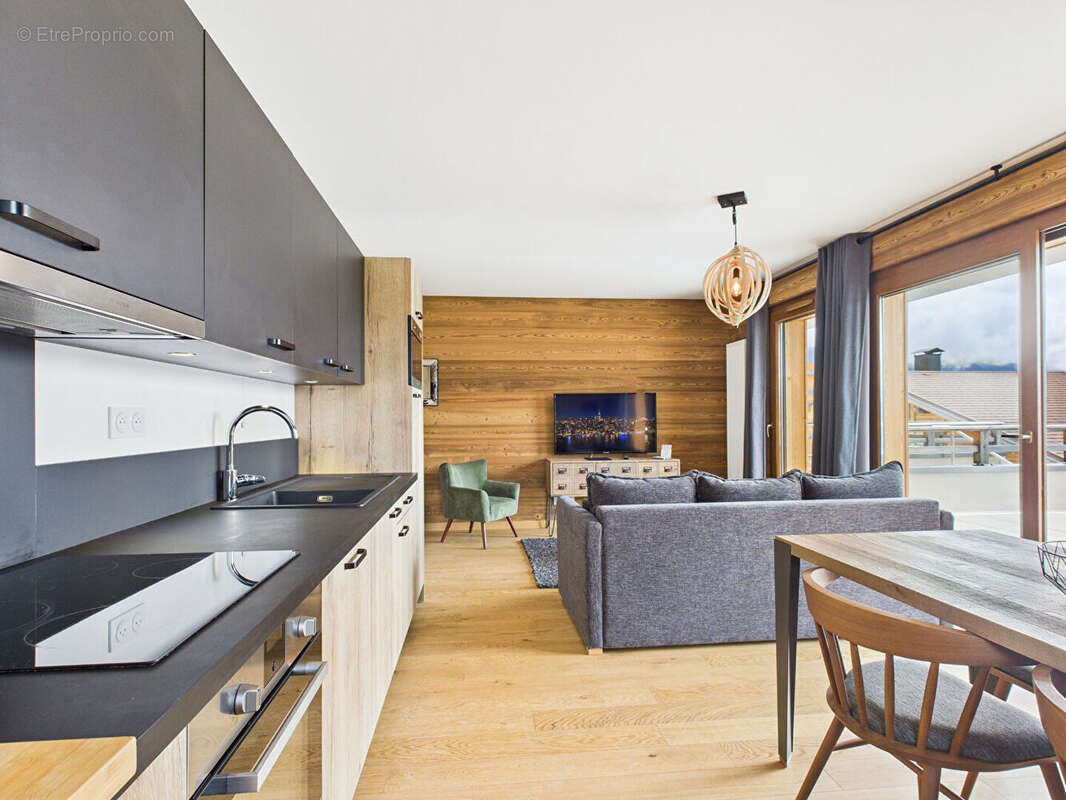 Appartement à HAUTELUCE