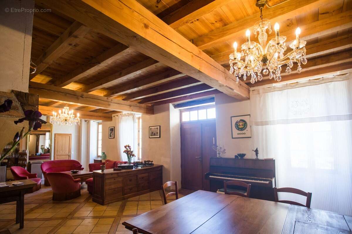 Maison à SALVAGNAC