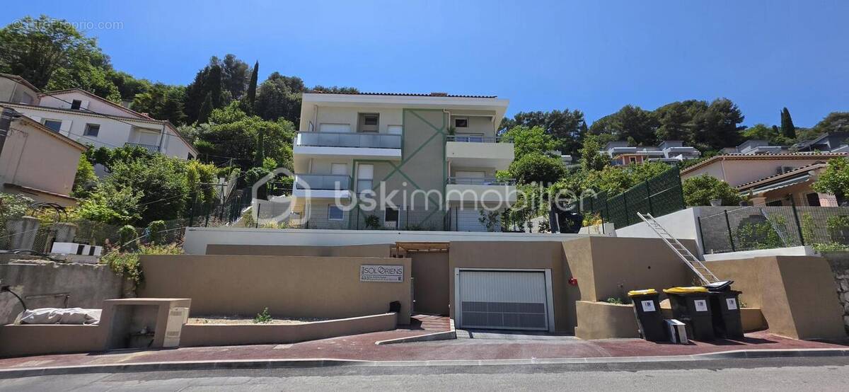Appartement à ROQUEBRUNE-CAP-MARTIN