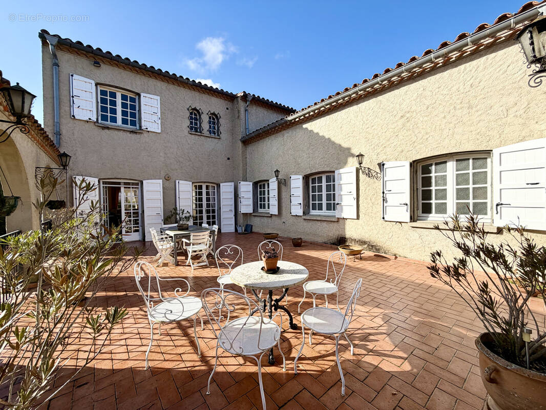 Maison à LABASTIDE-D'ANJOU