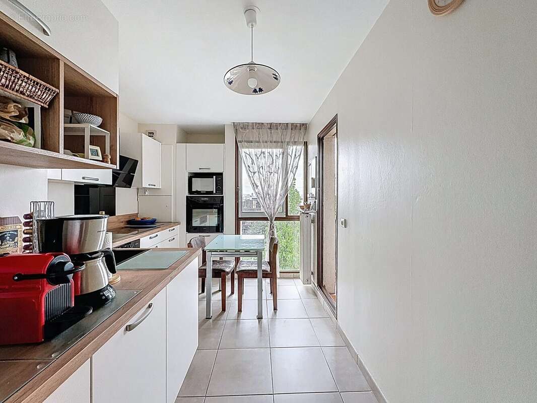 Appartement à MAISONS-ALFORT