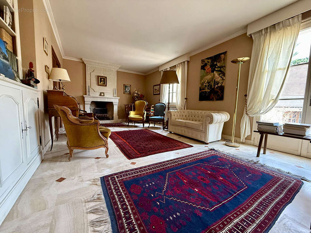 Maison à JOUE-LES-TOURS