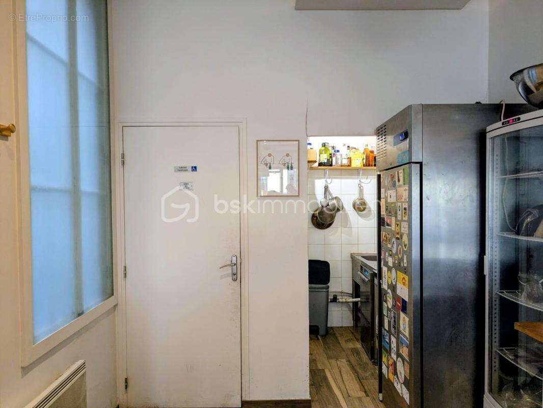 Commerce à PARIS-5E