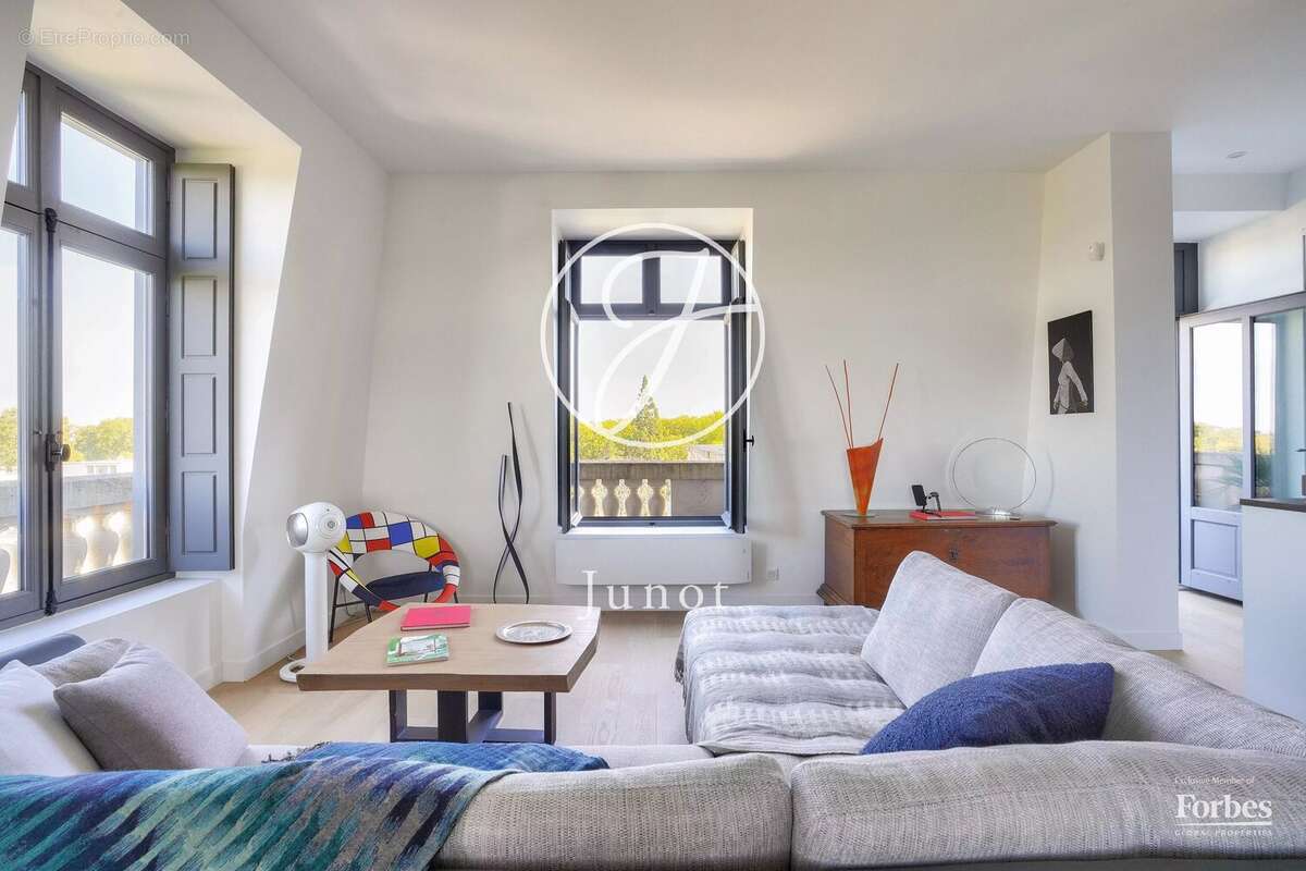 Appartement à MAISONS-LAFFITTE