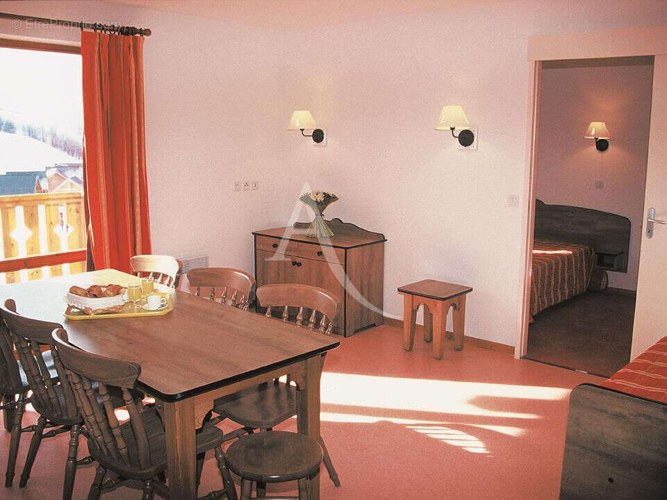 Appartement à SAINT-FRANCOIS-LONGCHAMP