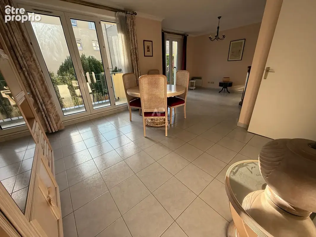 Appartement Poissy 2 pièce(s) 59 m2 - photo 2