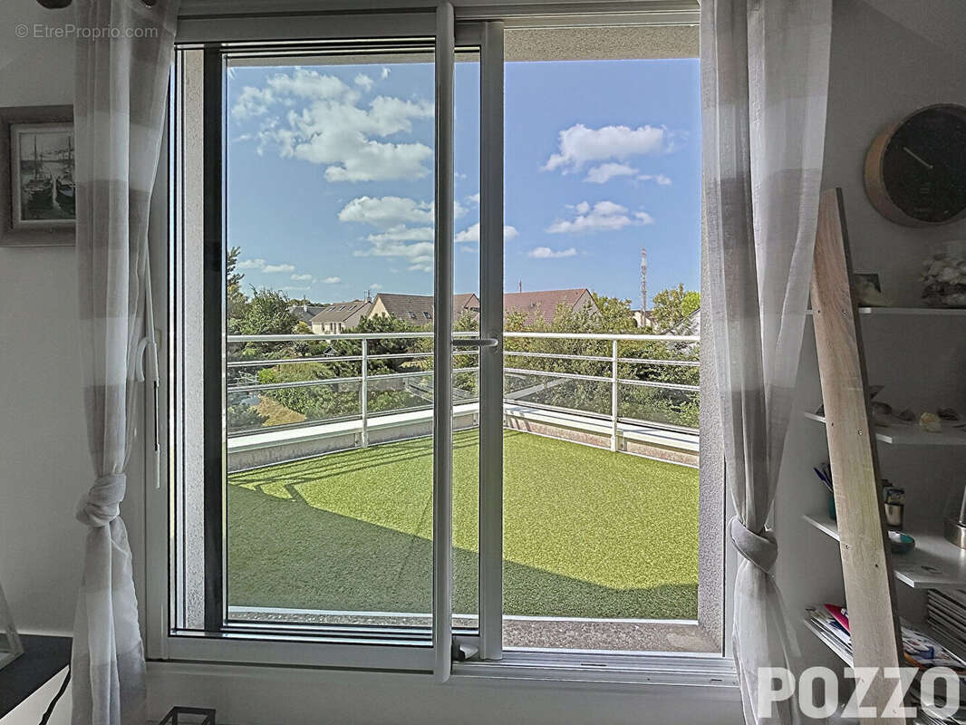 Appartement Granville 2 pièce - 67.08m² au sol soit 48.14m² loi carrez- TERRASSE - photo 2