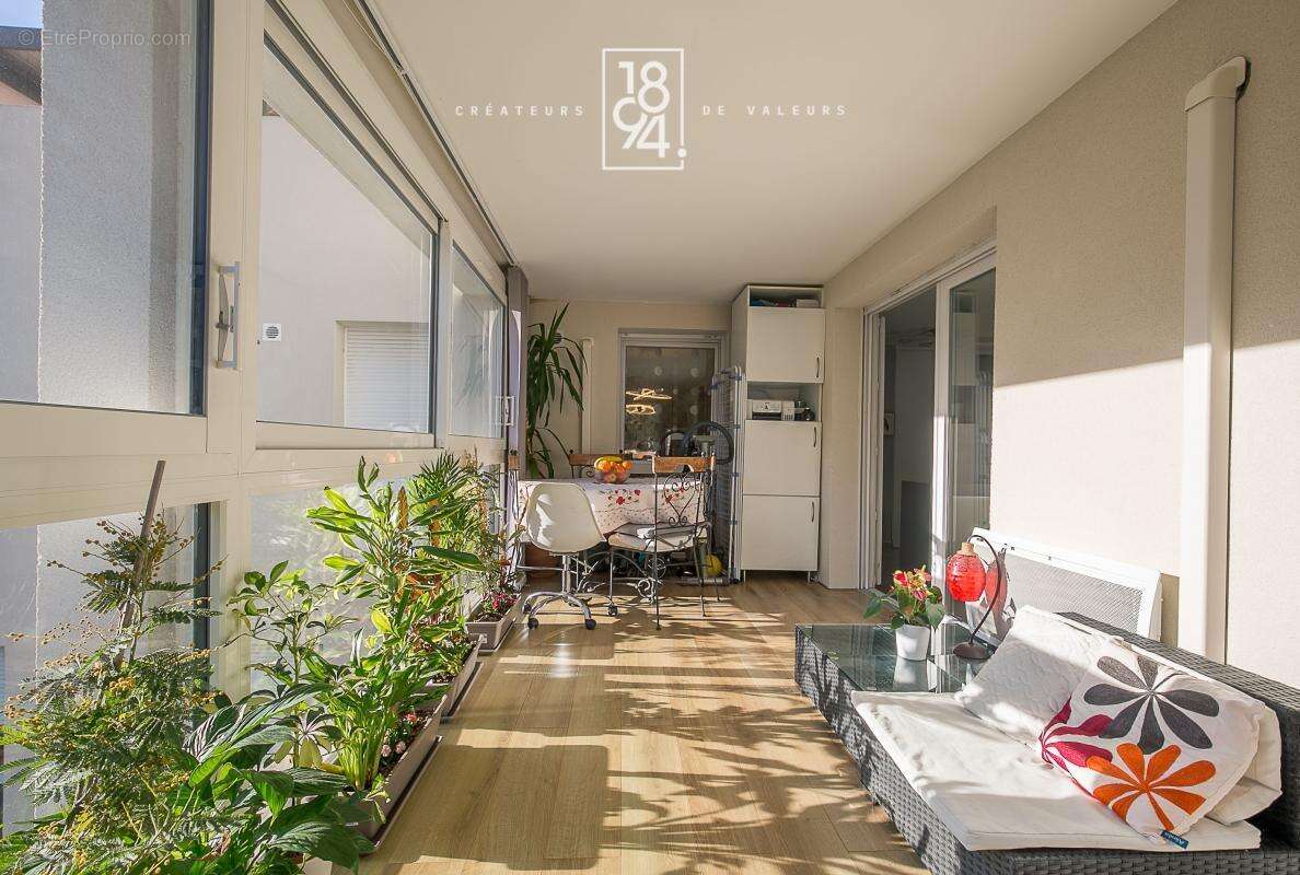 Appartement à MARSEILLE-9E