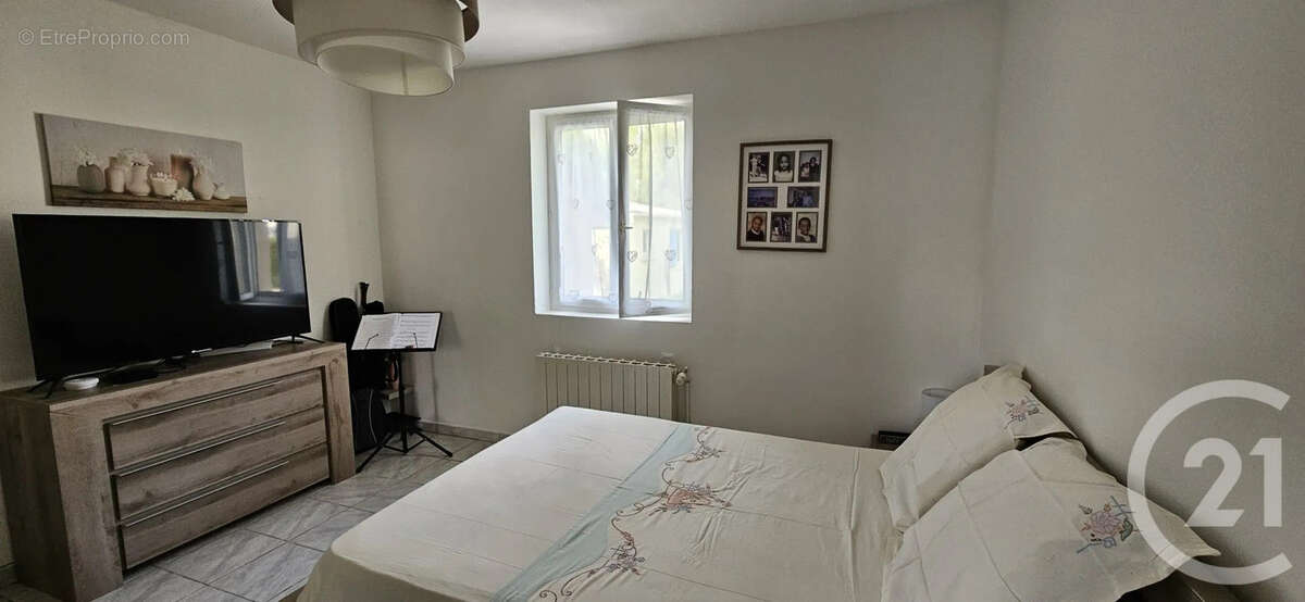Maison à BROU