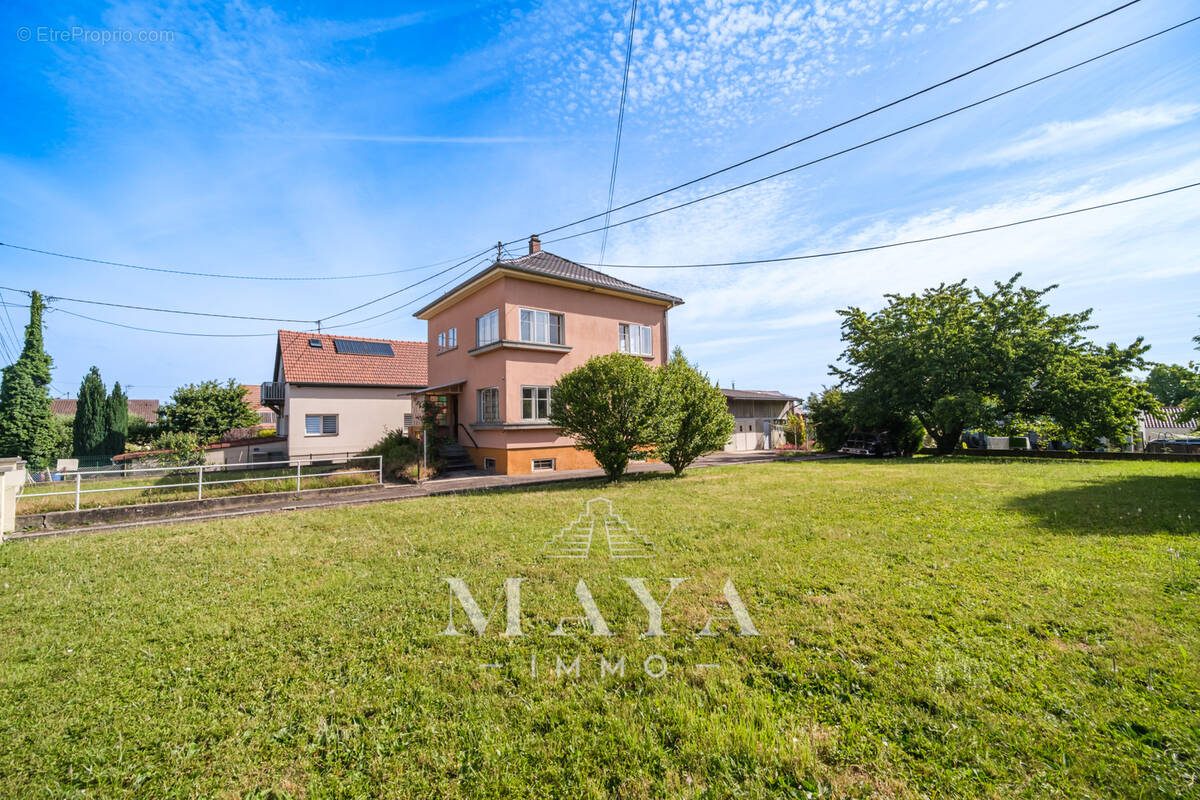 MORSCHWILLER-LE-BAS - maison avec terrain de 10 ares - photo 3
