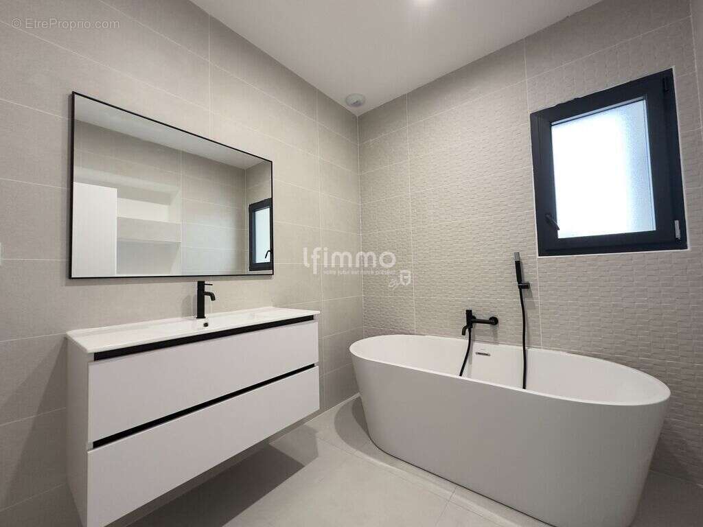 Maison à VILLEDAIGNE