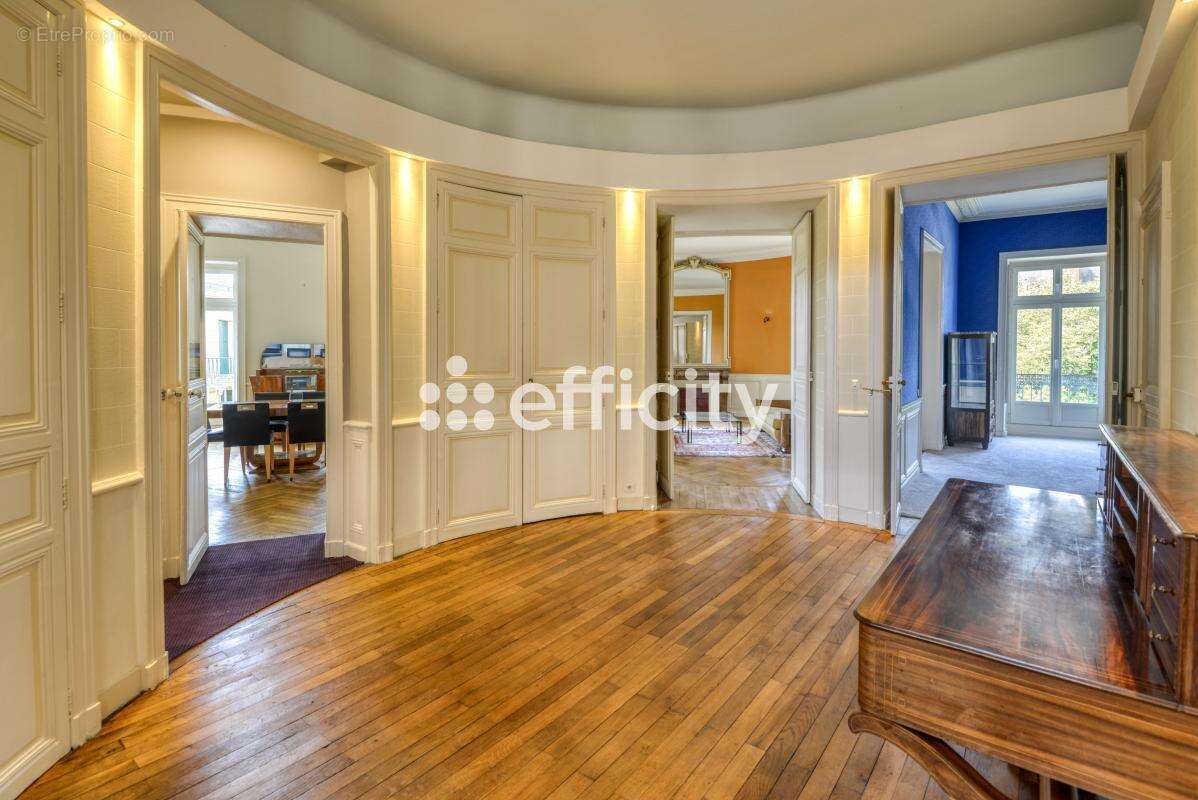 Appartement bourgeois - photo 3