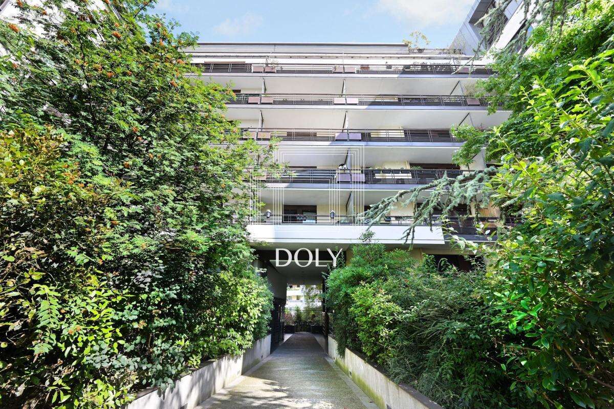 Appartement à PARIS-19E