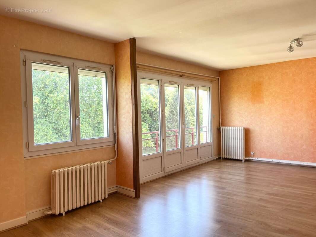 Appartement 73 m² à Saint-Astier  - photo 500