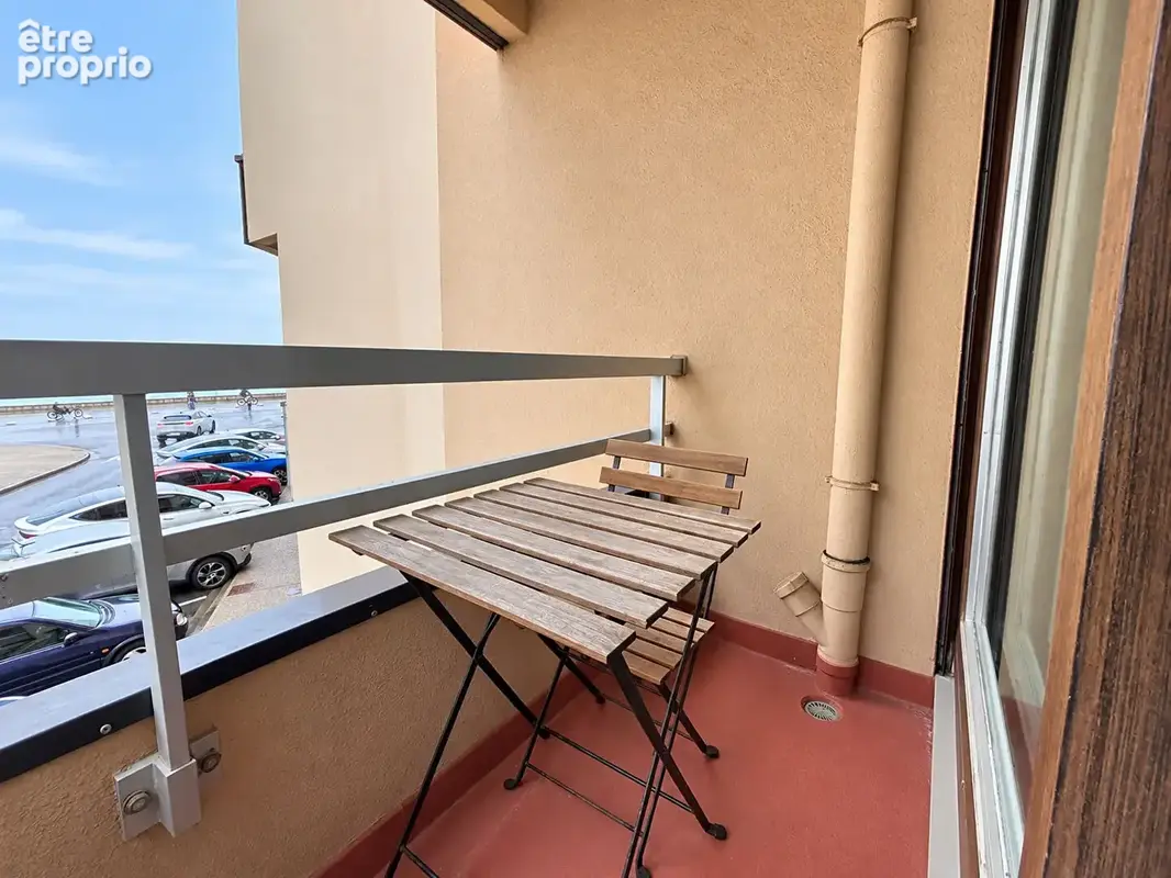 T3 d'exception avec garage en front de mer - photo 24