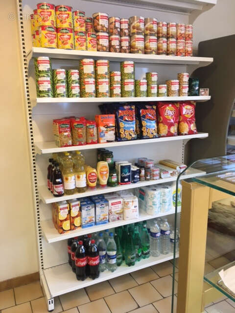 Commerce à SAINT-SATUR