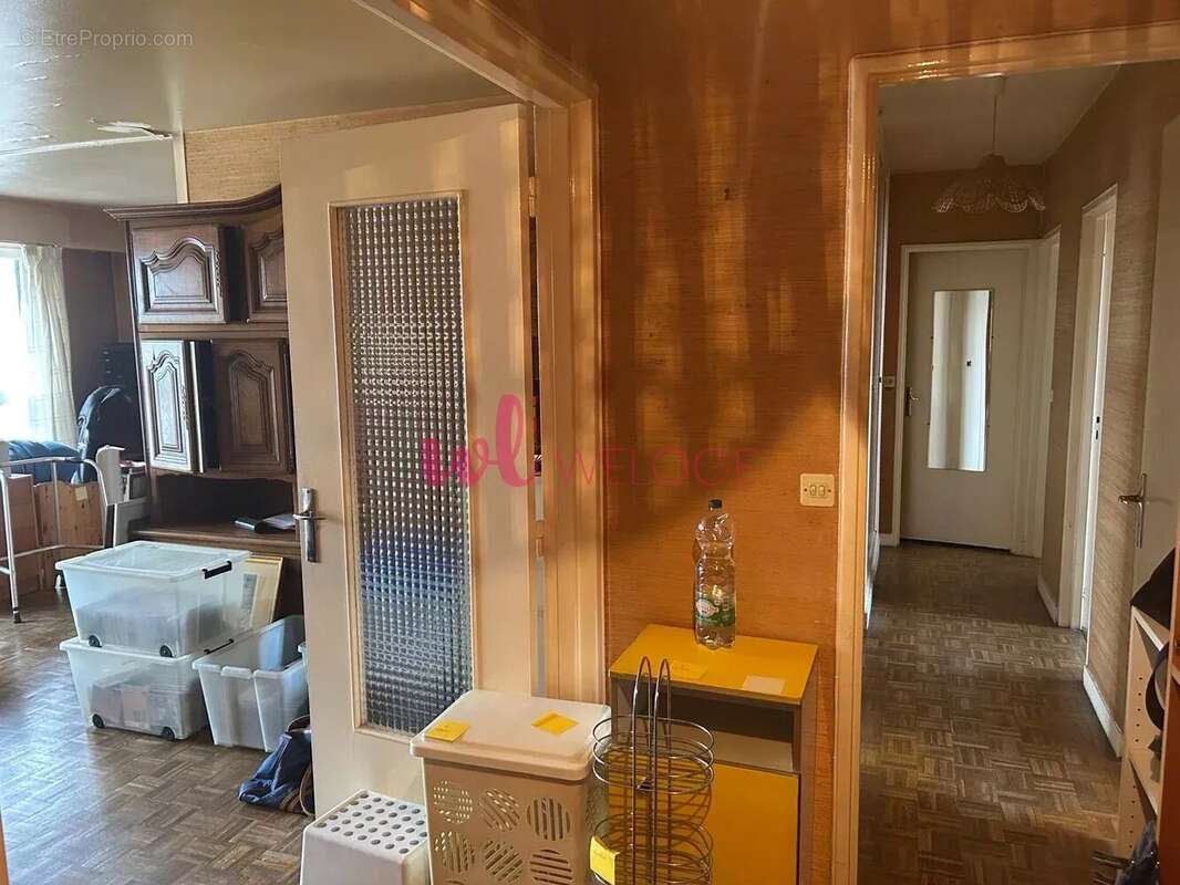 Appartement à PARIS-14E