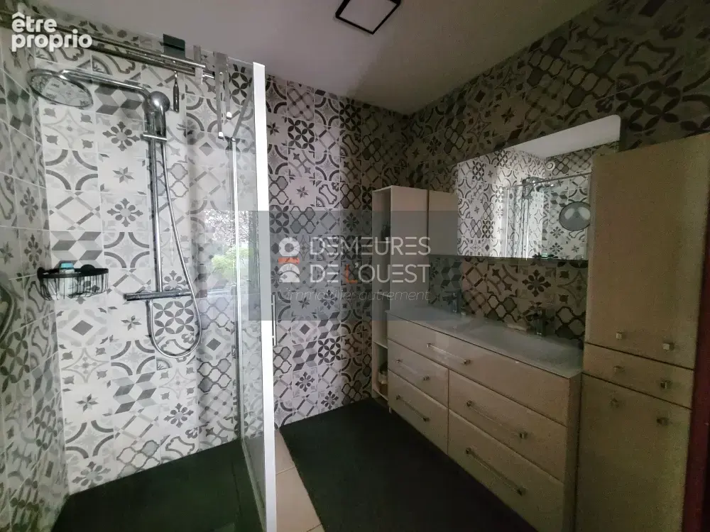 Maison d'architecte de 236 m2- 4 chambres -  730 m2  terrain arboré - - photo 11