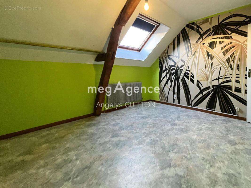 Maison à CHATEAU-DU-LOIR