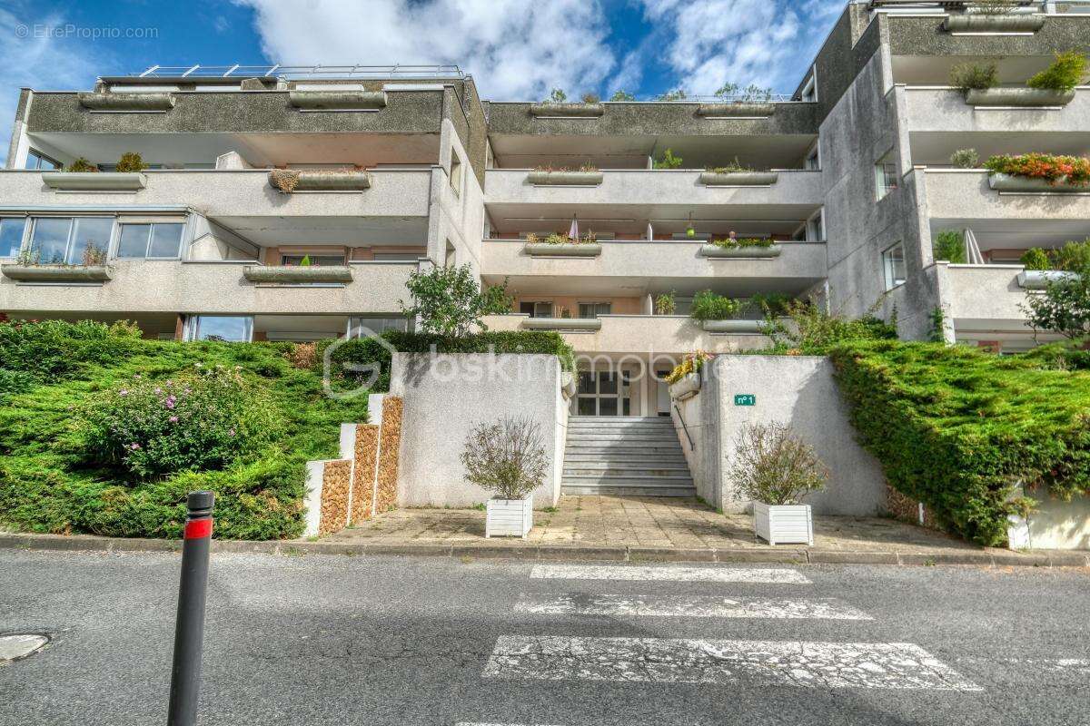 Appartement à CHAMPS-SUR-MARNE