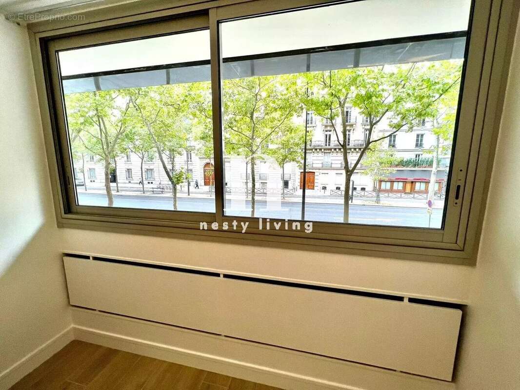 Appartement à PARIS-7E
