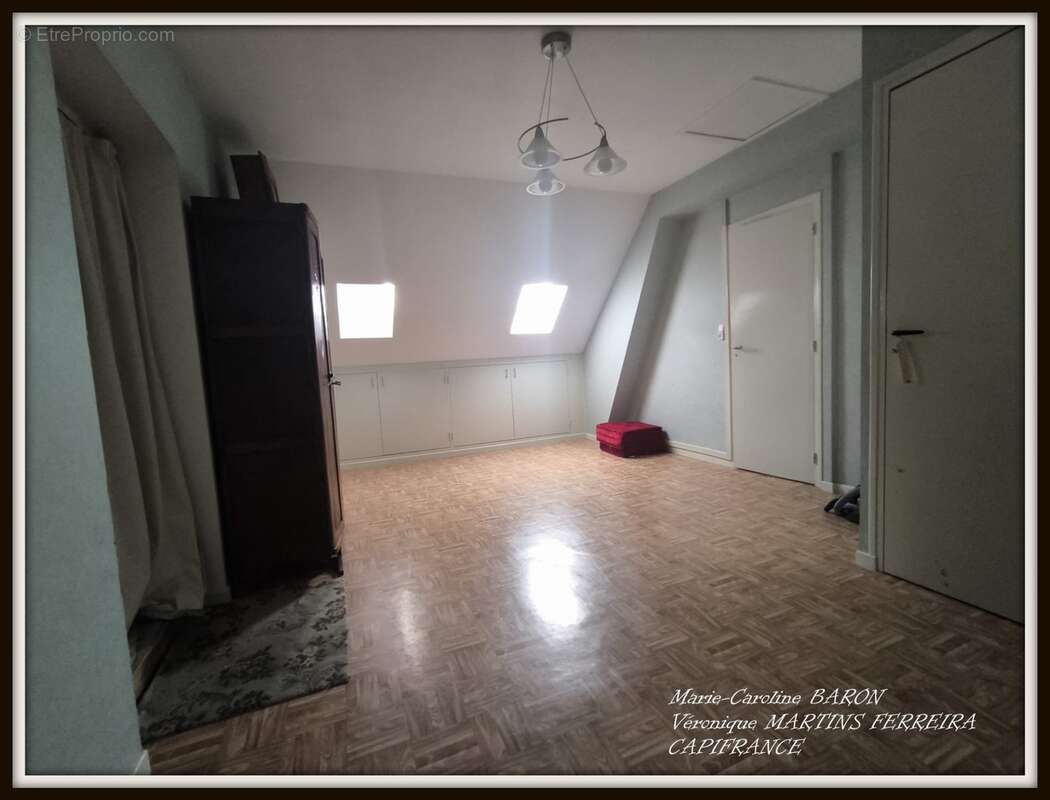 Maison sur sous-sol, 6 chambres, 3 garages, SAINT FLORENT SUR CHER (18) - photo 12