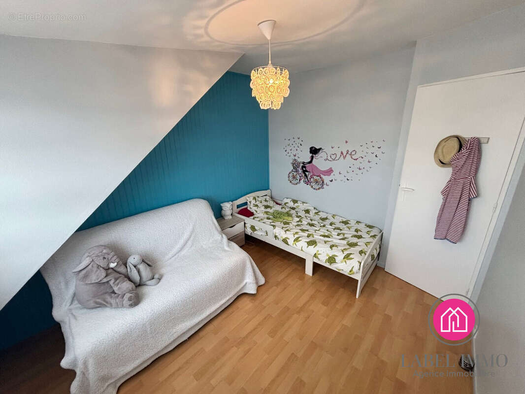 Maison à DOUCHY-LES-MINES