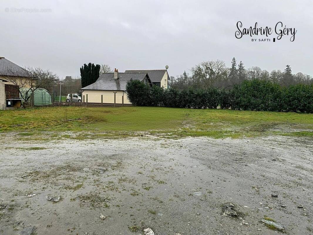 Photo 1 - Terrain à SAINT-JEAN-SUR-VILAINE