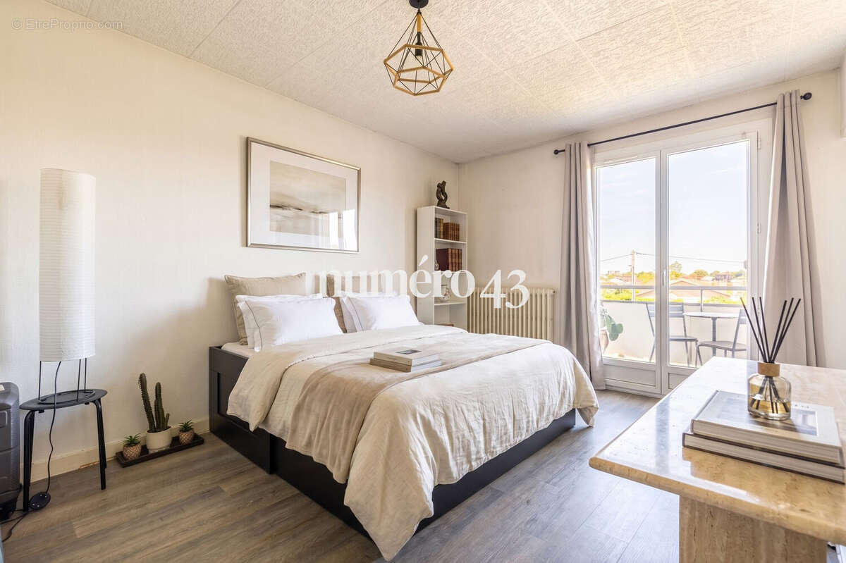 Appartement à TALENCE