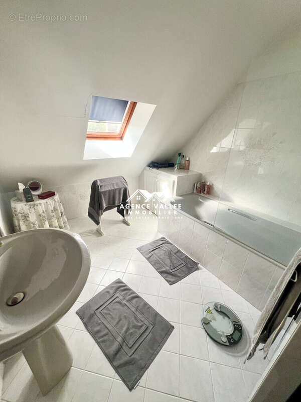 Maison à SAINT-GERMAIN-LES-CORBEIL