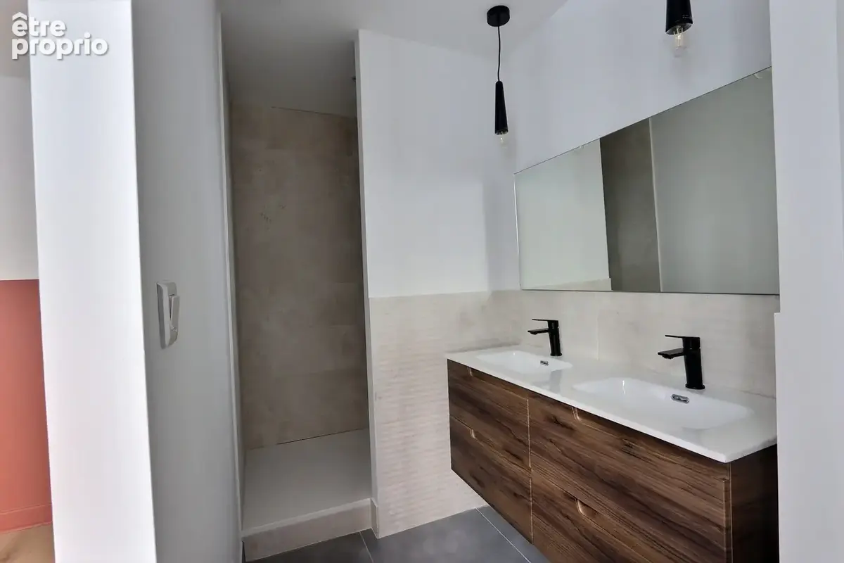 Appartement 5 pièces 131 m² à vendre à Clermont-Ferrand (63000) - photo 5