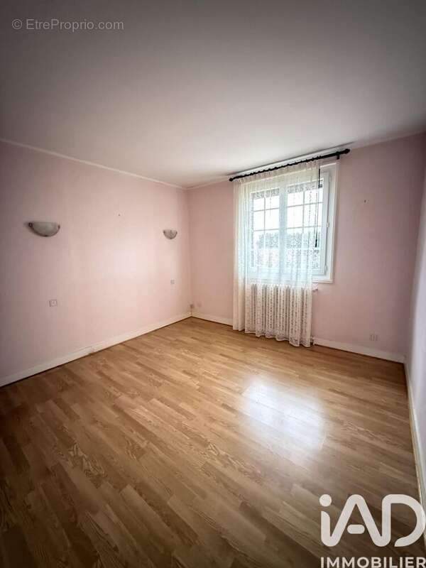 Photo 6 - Maison à TREVOL