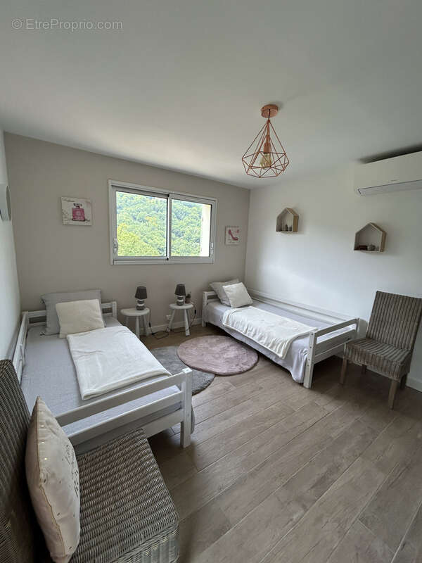 Maison à TOURRETTES-SUR-LOUP