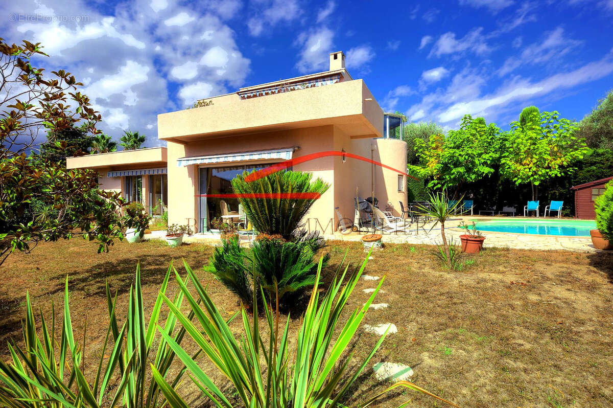 Maison à LA COLLE-SUR-LOUP