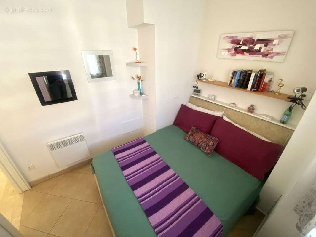 Appartement à ROQUEBRUNE-CAP-MARTIN