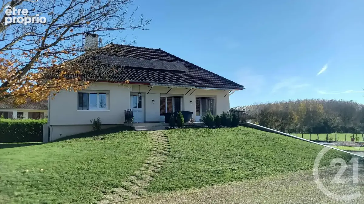 Maison à MERVANS