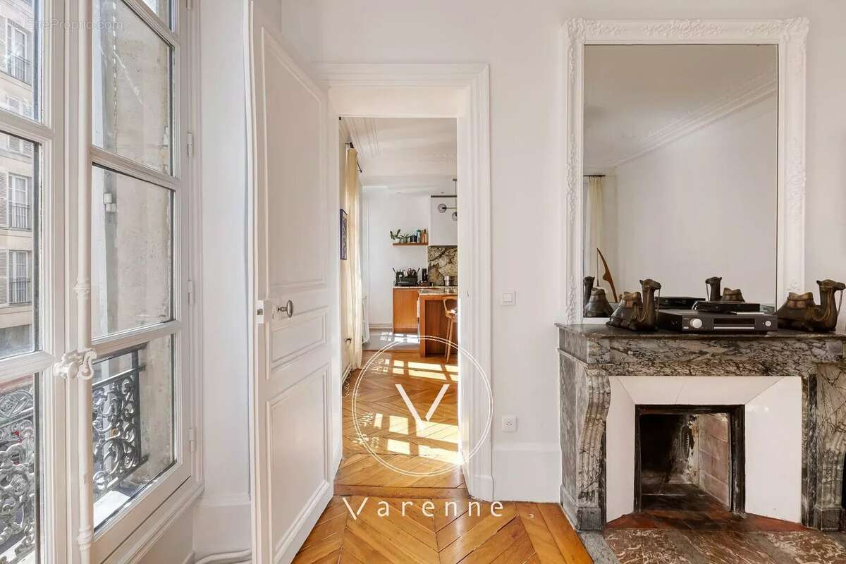 Appartement à PARIS-7E