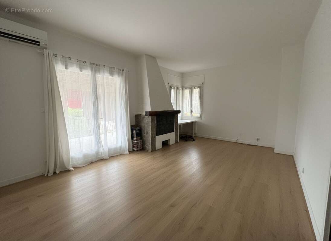 Maison à LA FARLEDE