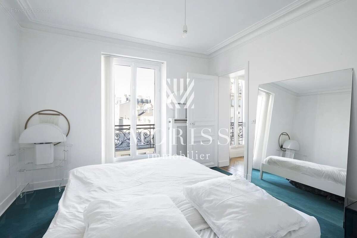 Appartement à PARIS-11E