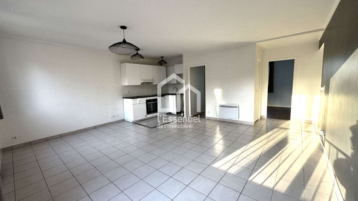 Appartement à VERNEUIL-SUR-SEINE