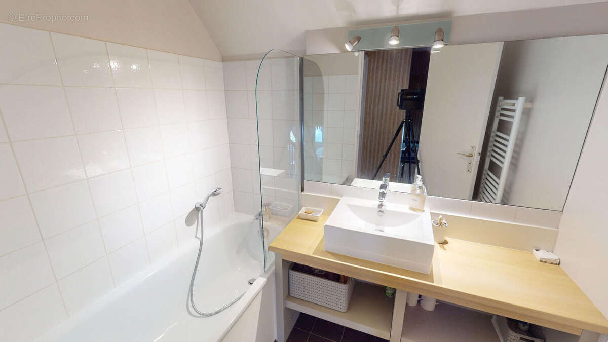 Maison à BURES-SUR-YVETTE