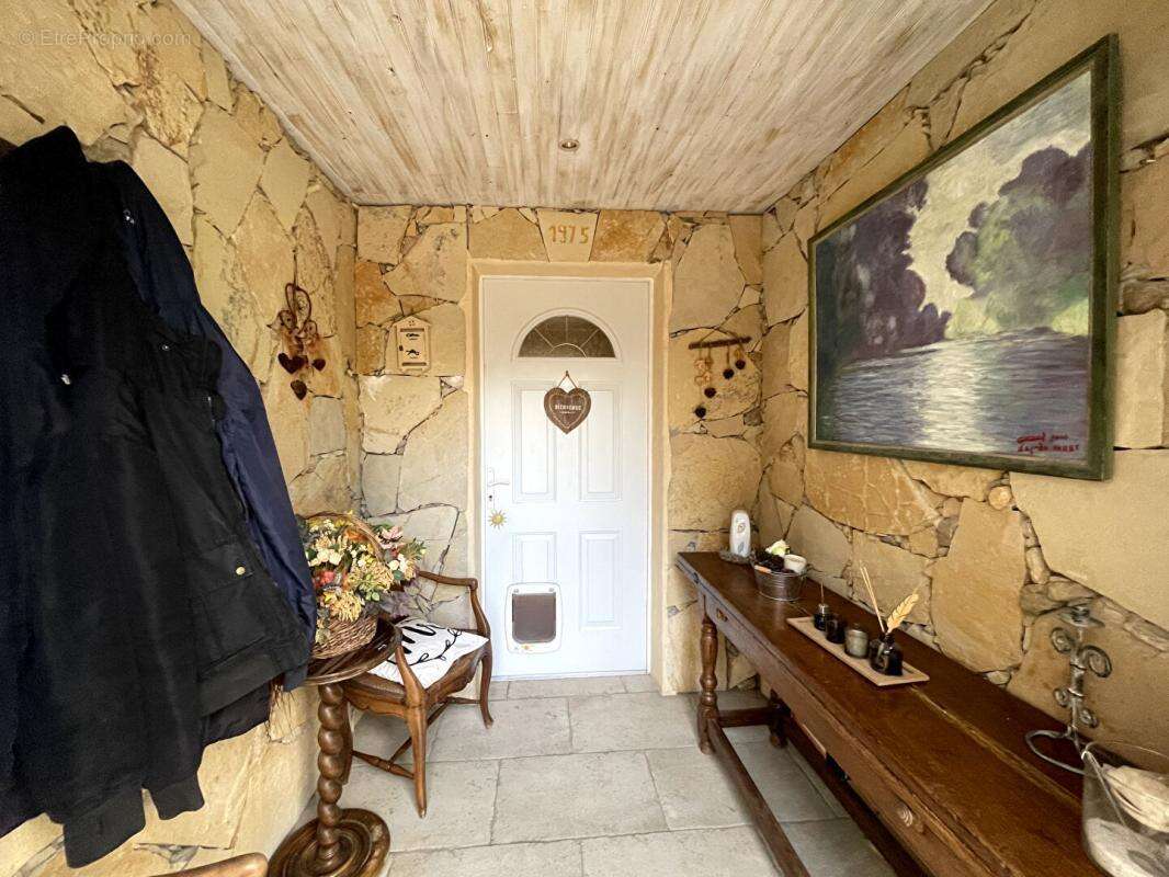 Maison à MONTAUROUX