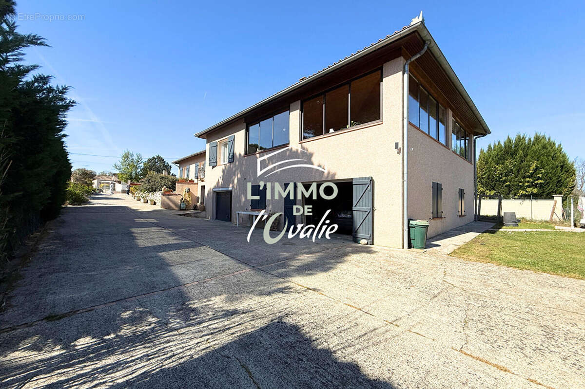 Maison à BRUGUIERES