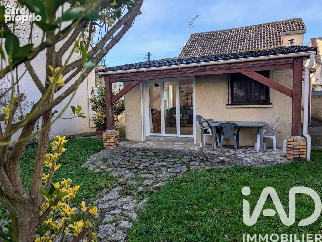 Photo 1 - Maison à TRAPPES