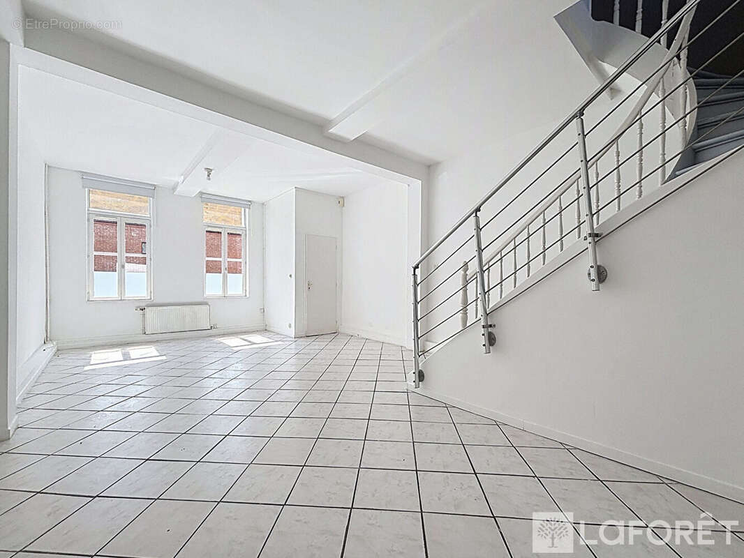 Maison Armentieres 5 pièce(s) 120 m2 - photo 3