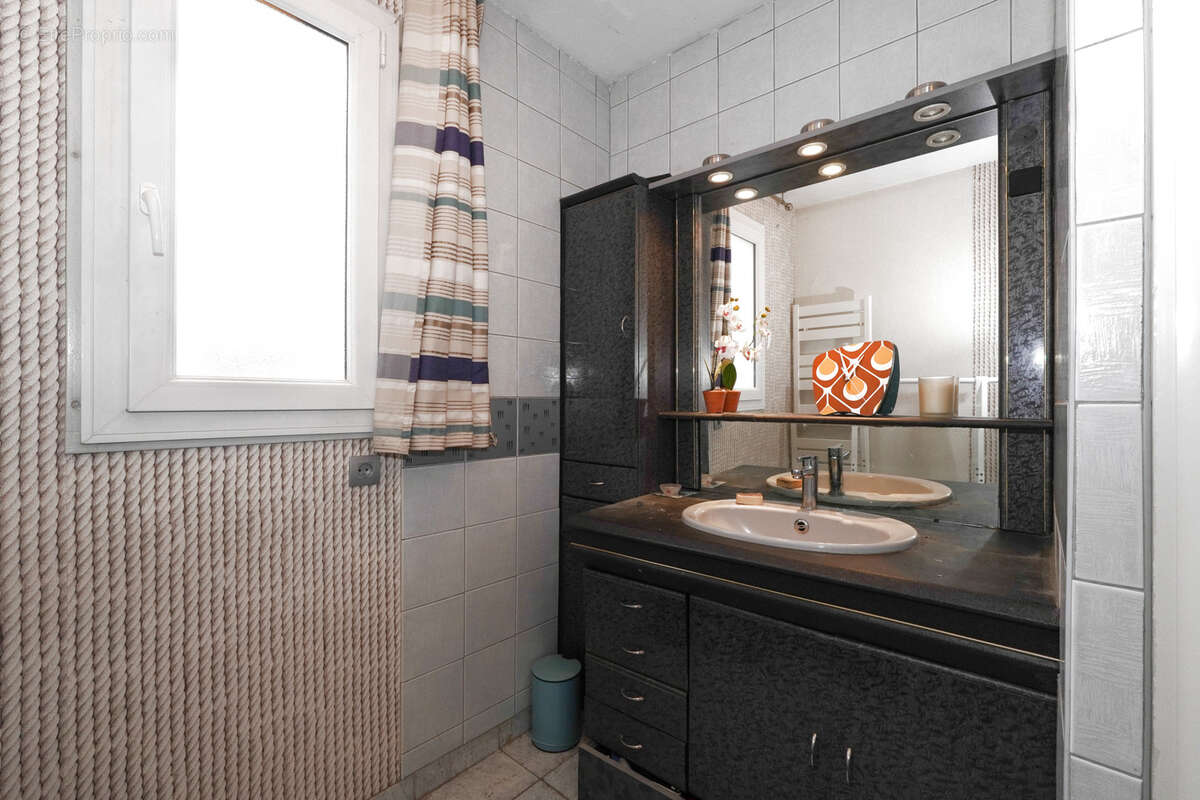 Maison à PONT-DU-CHATEAU